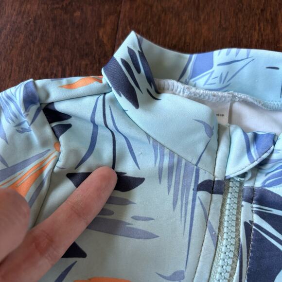 Carter's Boys 6 Month Swimsuit Rash Guard Long Sleeve Blue Boats - Picture 3 of 5